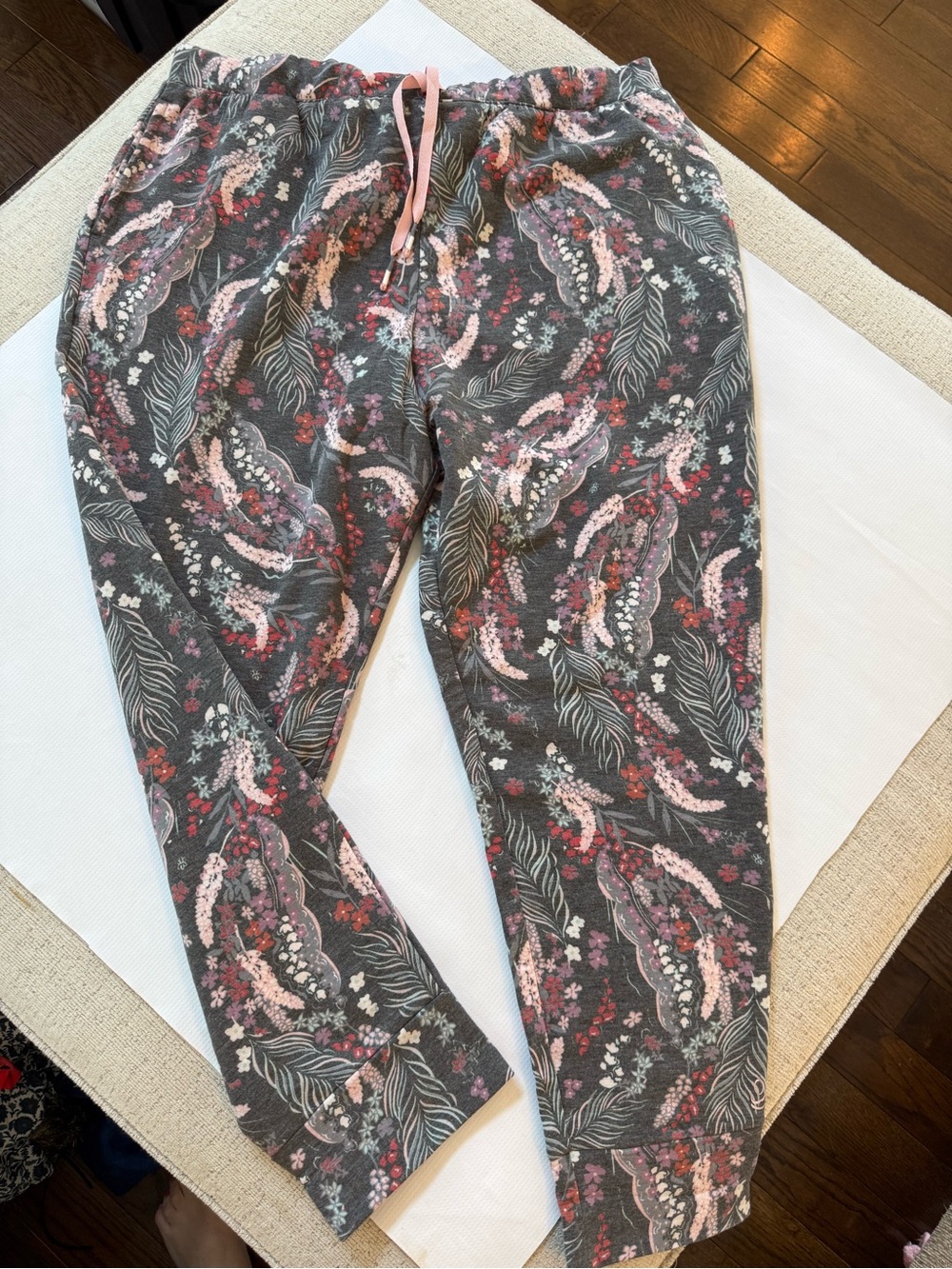 Cuddl Duds Gray Floral Lounge Sweatpants with Pink Drawstring Size PXL